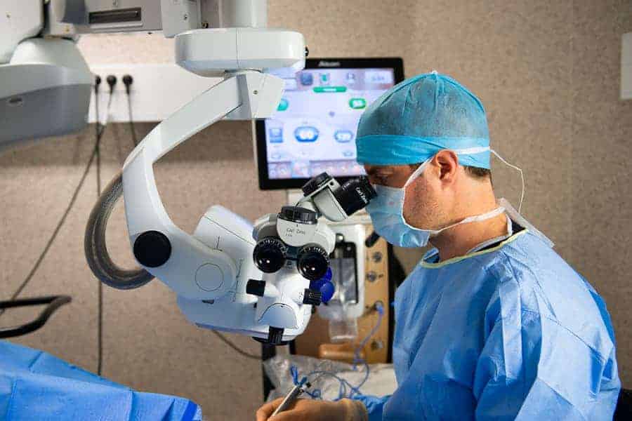 contact appointment dr camille rambaud ophthalmologist paris refractive surgery and cataract